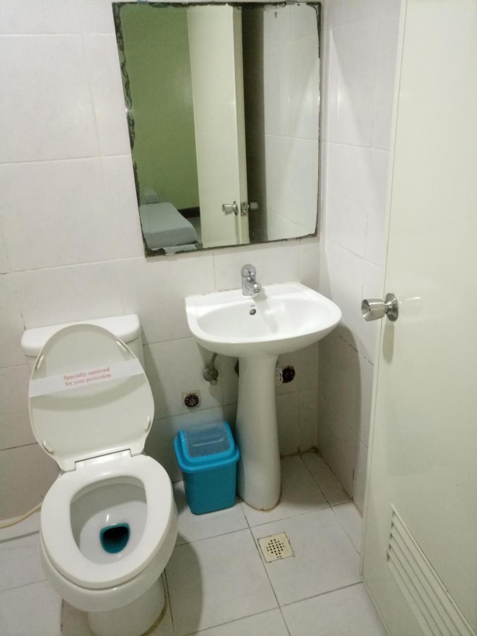 Vista Hotel Recto Manila Luaran gambar